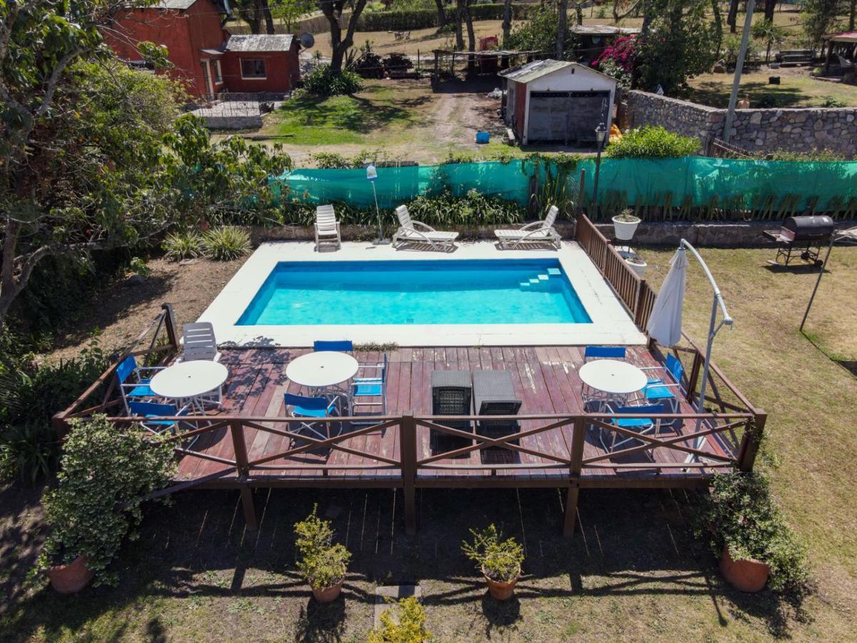 Hostal El Cerrito San Lorenzo サンロレンソ エクステリア 写真
