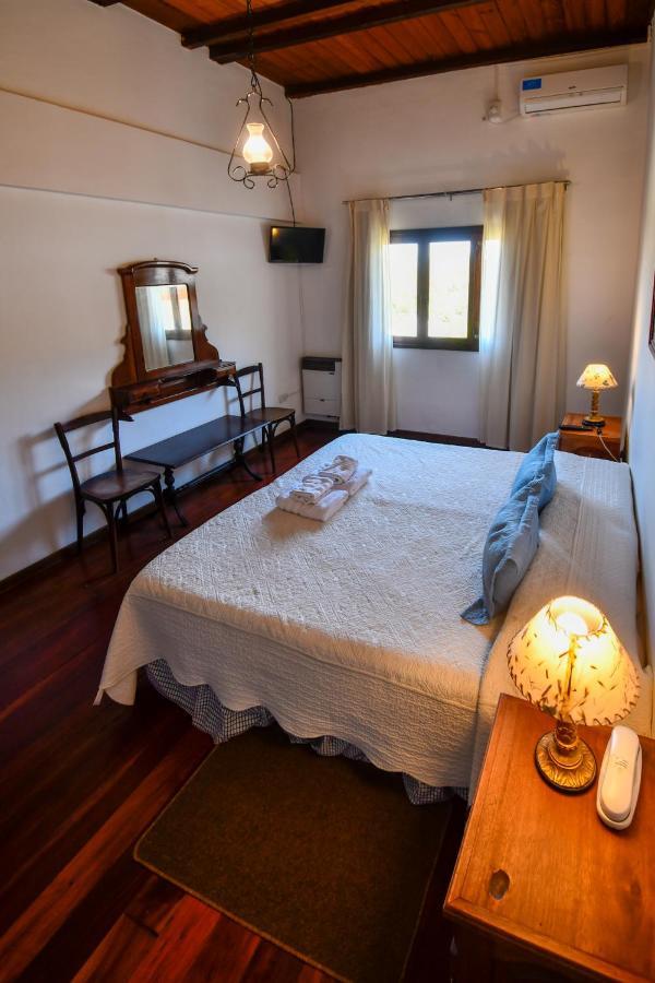 Hostal El Cerrito San Lorenzo サンロレンソ エクステリア 写真