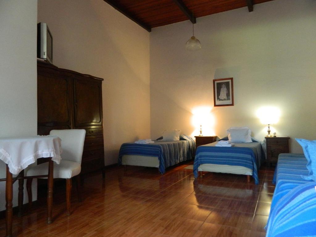 Hostal El Cerrito San Lorenzo サンロレンソ エクステリア 写真