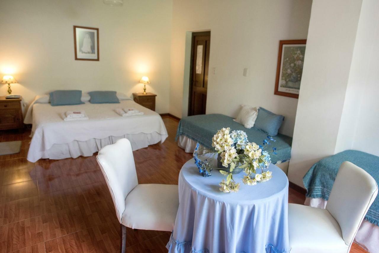 Hostal El Cerrito San Lorenzo サンロレンソ エクステリア 写真