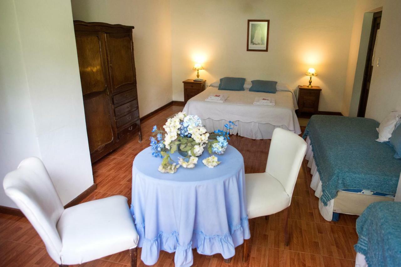 Hostal El Cerrito San Lorenzo サンロレンソ エクステリア 写真